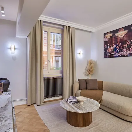 Appartamento Luxurious Airconditioned Arc De Triomphe Parigi