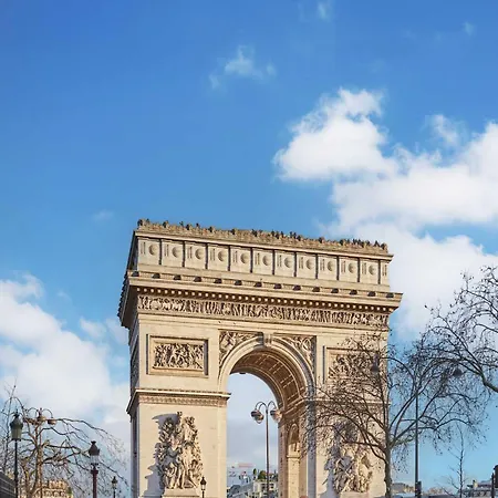 Luxurious Airconditioned Arc De Triomphe Parigi