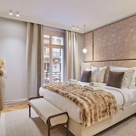Apartment Luxurious Airconditioned Arc De Triomphe Paris