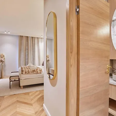 Apartment Luxurious Airconditioned Arc De Triomphe